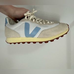 Veja Rio Branco Sneakers